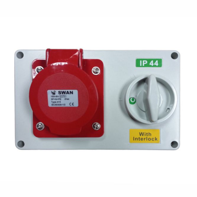 EIE Enclosed and Switched Socket Interlocked 16A 3P E 380V IP44