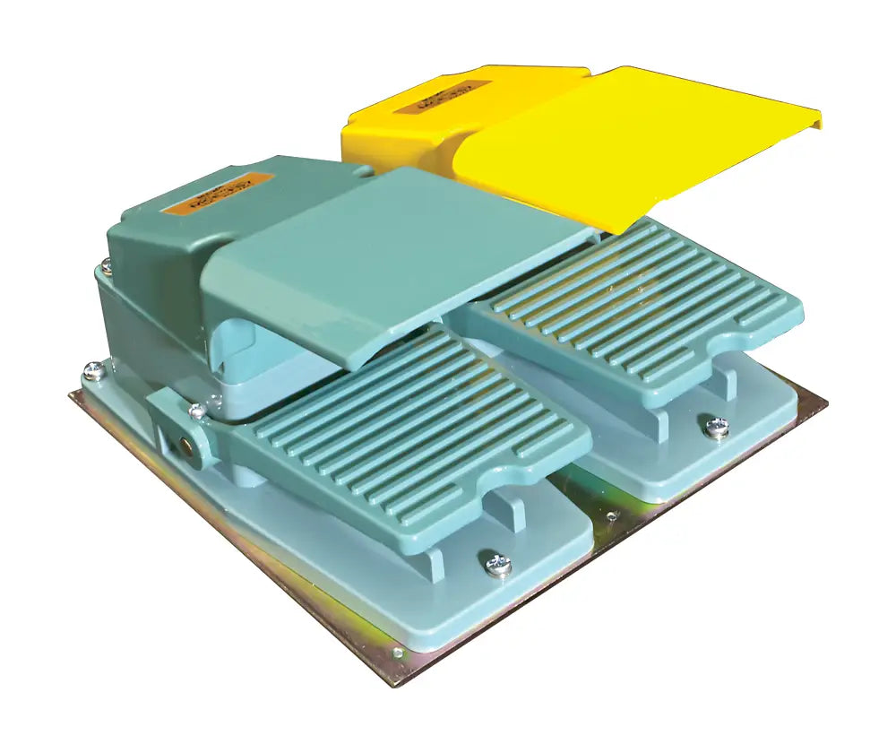 MCE MCEFS-7 heavy duty dual steel foot switch with foot guard