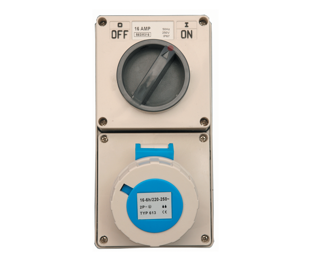 CEE IP67 Non-Interlocked Switched Socket – 16A & 32A | 3P, 4P & 5P | 230V & 380V | Surface Mount
