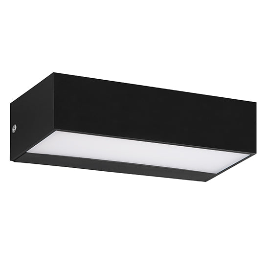 Radiant Onyx Outdoor Wall Light – Black